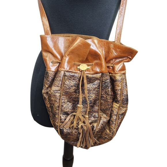 Stuart Weitzman Bucket Bag Crossbody Purse Brown Leather Classic Boho - Picture 2 of 6